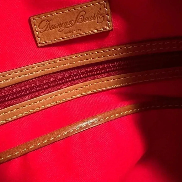 Vintage Dooney & Bourke Handbag - Picture 5 of 10
